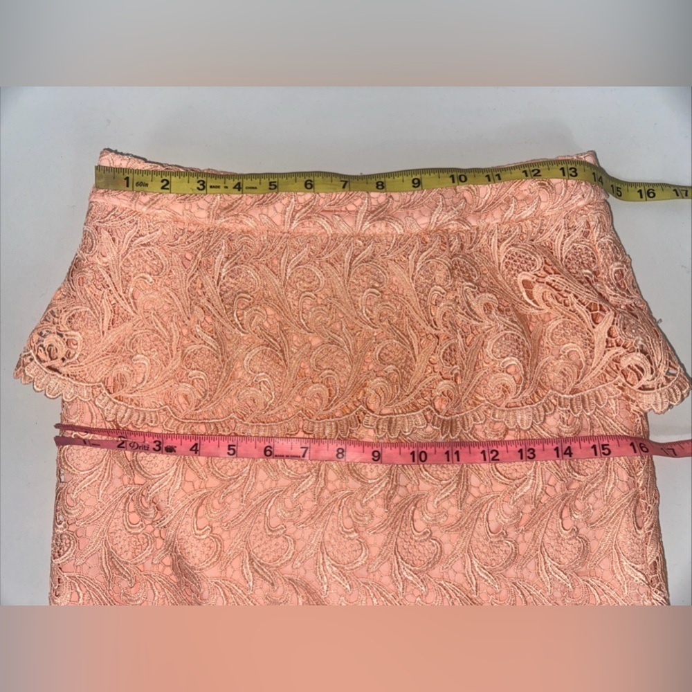 NWT Gianni Bini Sz S Women's Lace Pencil Mini Skirt Brynn  Light Salmon - Picture 4 of 7